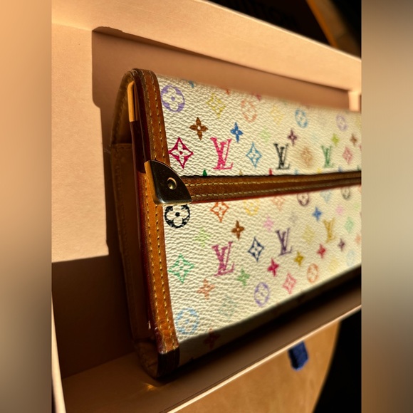 Louis Vuitton✨Murakami Monogram Sarah Leather Wallet✨White Multi✨WITH BOX💎 - Picture 2 of 16